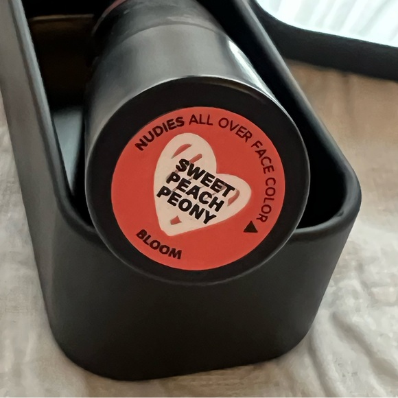 NudeStix Cream Blush in Sweet Peach Peony - Picture 5 of 5